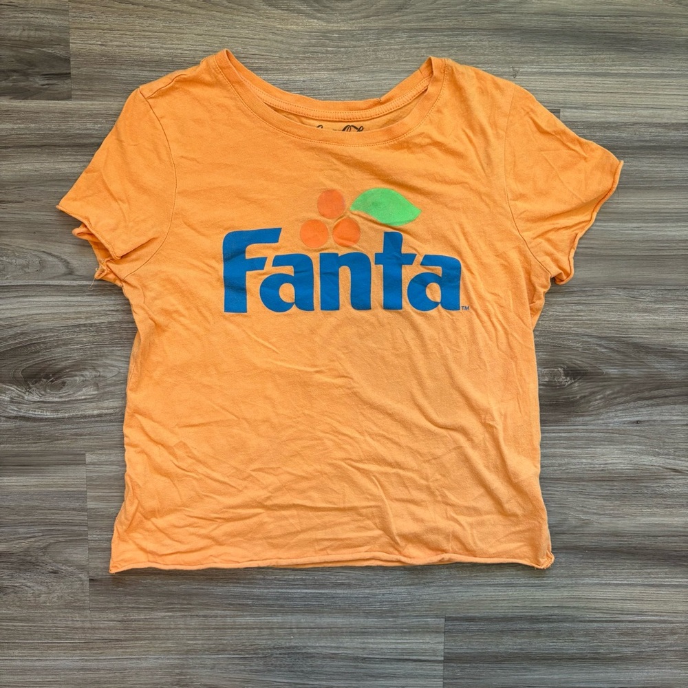 Vintage Fanta Orange Graphic T-Shirt – Distressed Retro Tee